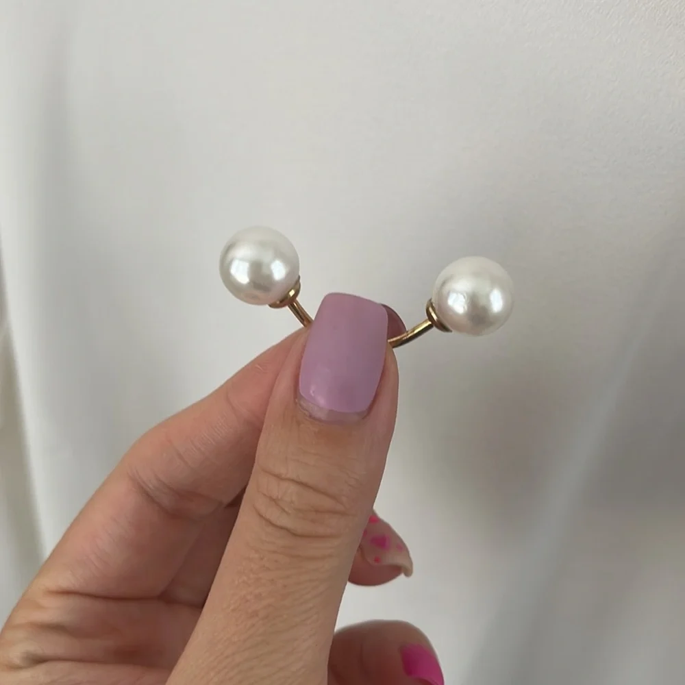 NEW White Blouse V neck pearl brooch pin Medium night out 3/4 sleeves - Picture 9 of 9